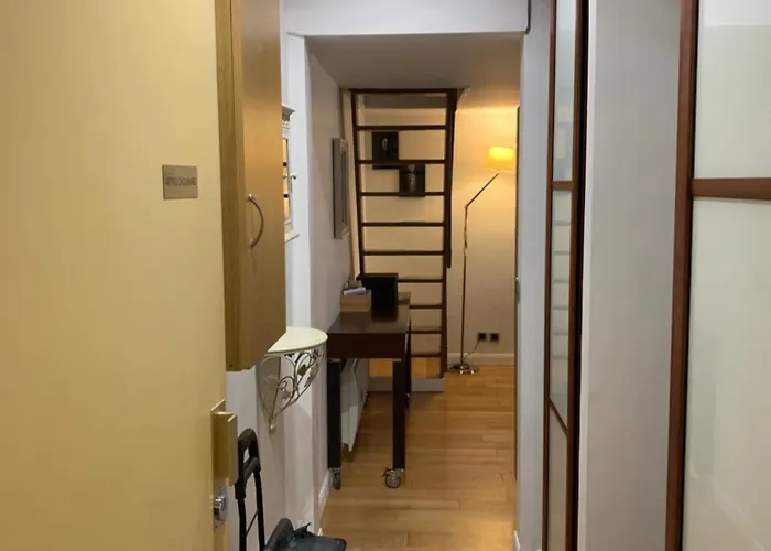 Confort à Paris, 8ème, Galerie Lafayette, Louvre, Champs Elysée Apartamento *